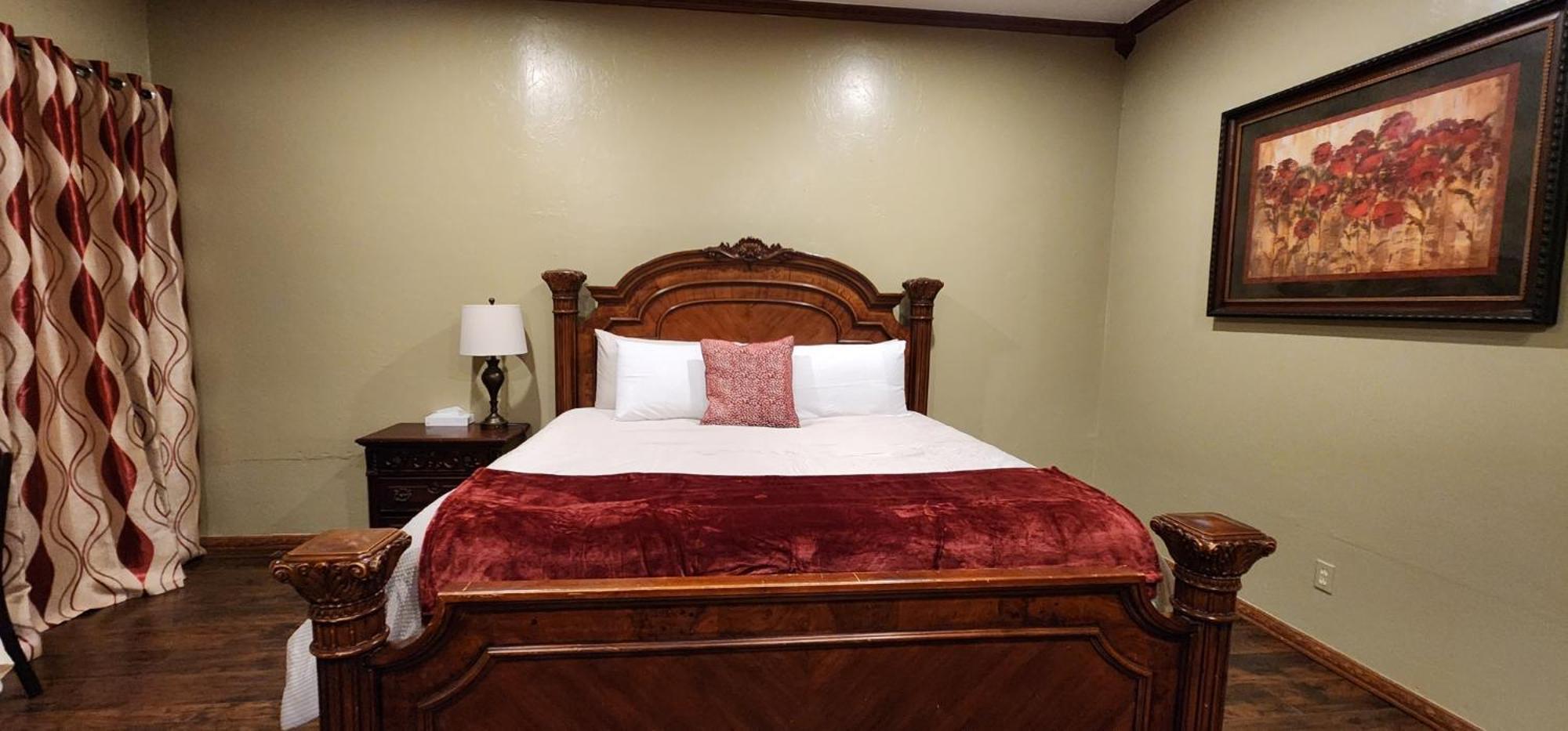 The Whispering Pines Inn นอร์แมน ภายนอก รูปภาพ