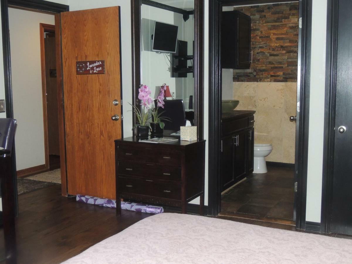 The Whispering Pines Inn นอร์แมน ภายนอก รูปภาพ